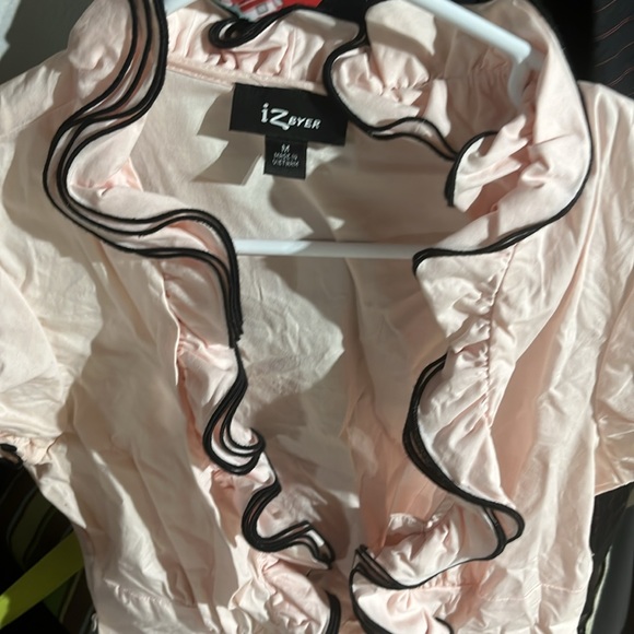 Dressy top size M - Picture 2 of 5